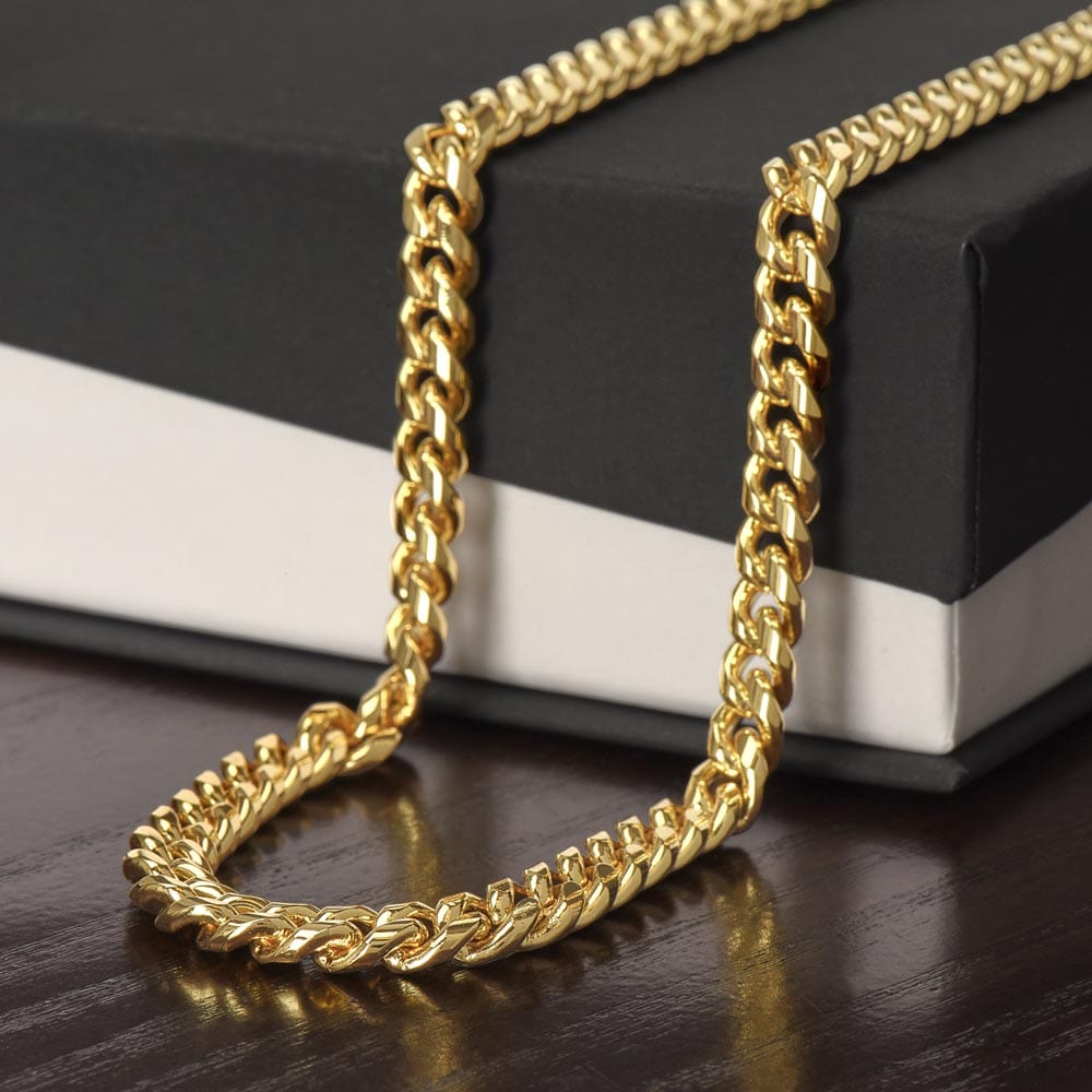 πͺ Bold, Powerful, Timeless β A Cuban Chain for Him π